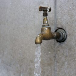 Vai faltar água em Cabedelo, Conde e 27 bairros de João Pessoa nesta terça-feira; saiba quais